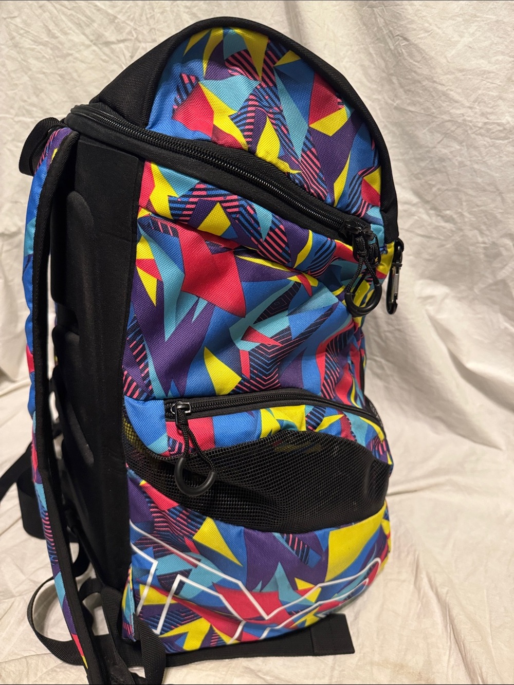 TYR Multicolor Geometric Backpack - Bold Pattern - Picture 5 of 6
